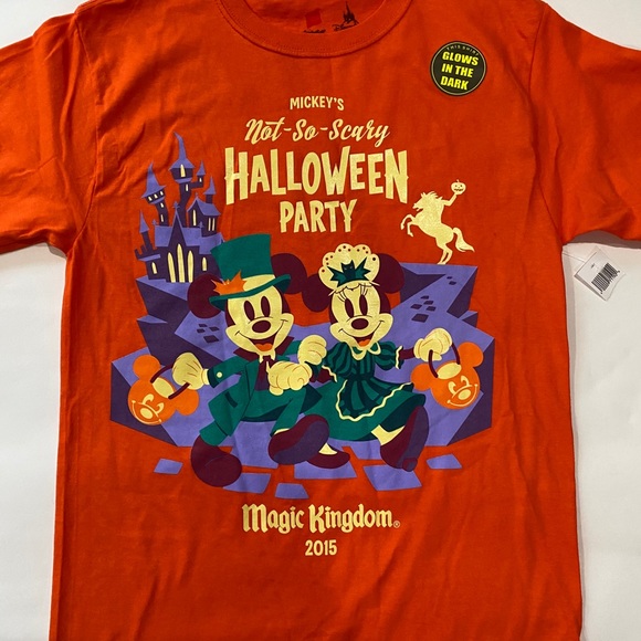 Disney World 2015 Halloween Party Shirt - Picture 3 of 5